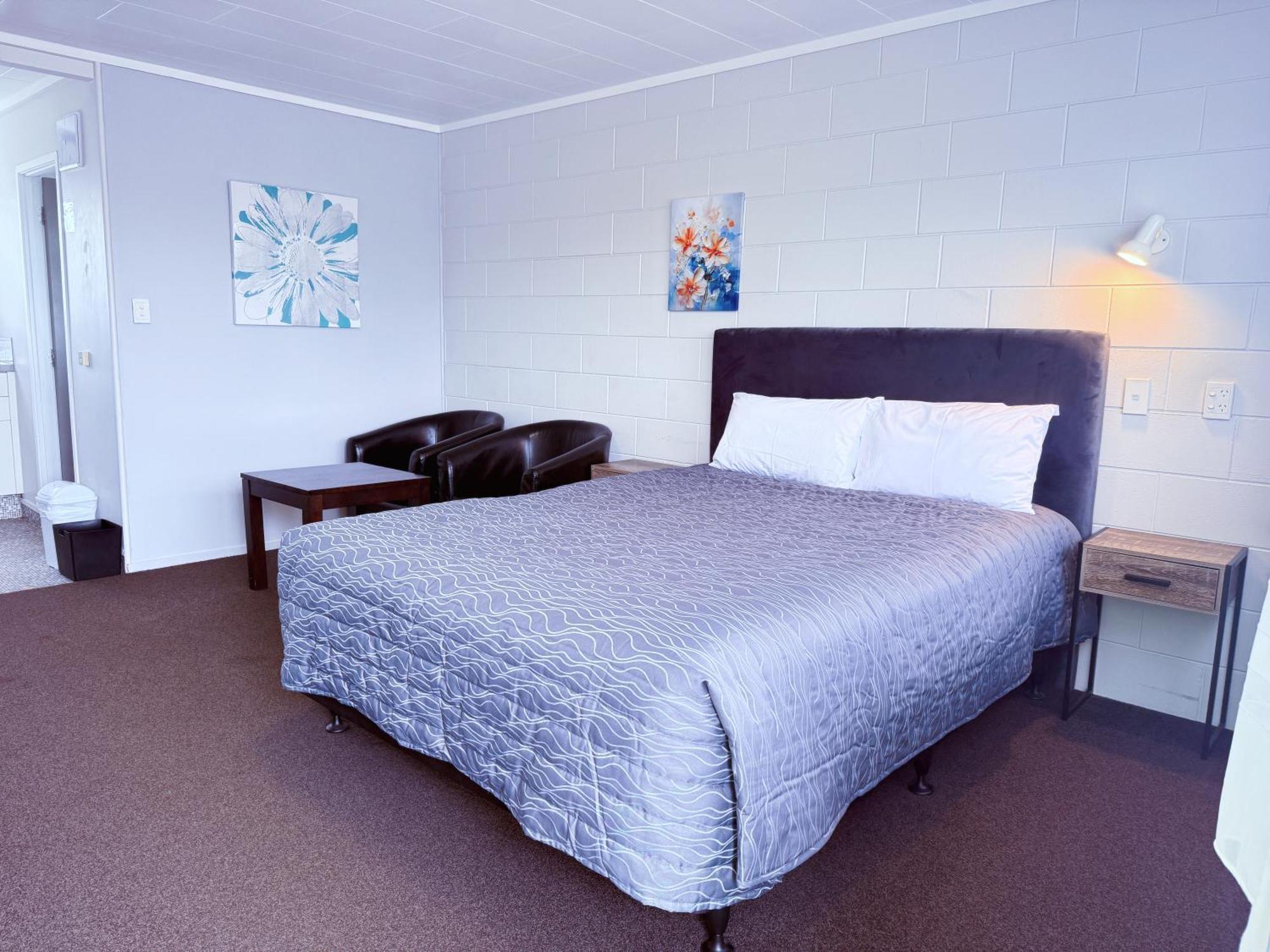 פאנגאריי Continental Motel מראה חיצוני תמונה