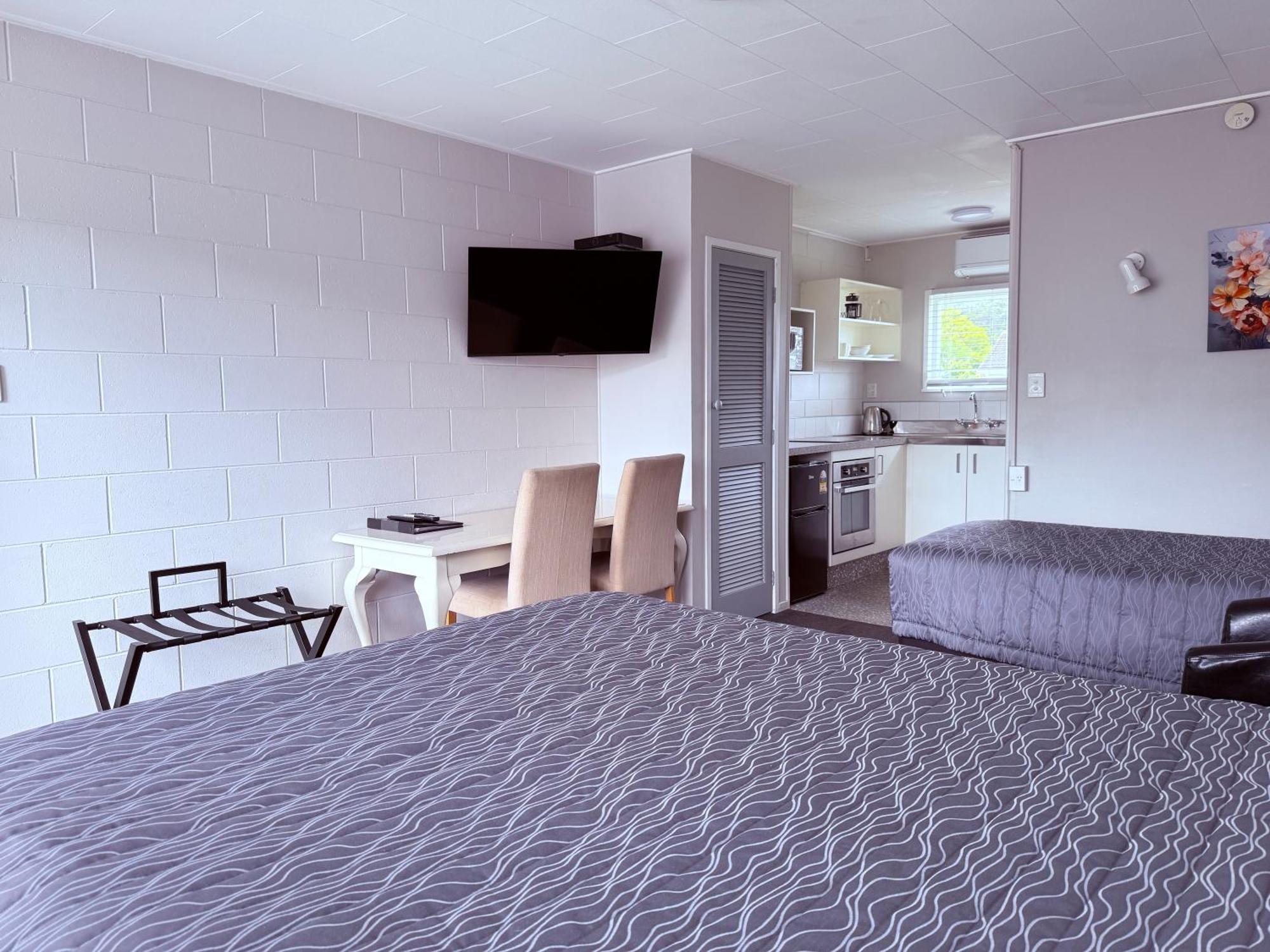 פאנגאריי Continental Motel מראה חיצוני תמונה
