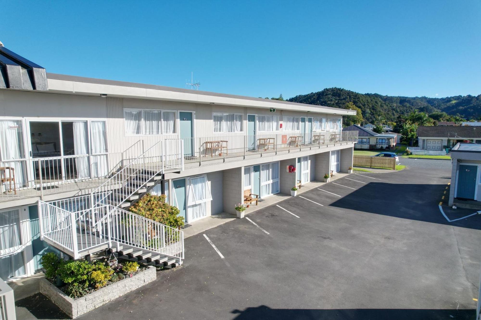 פאנגאריי Continental Motel מראה חיצוני תמונה